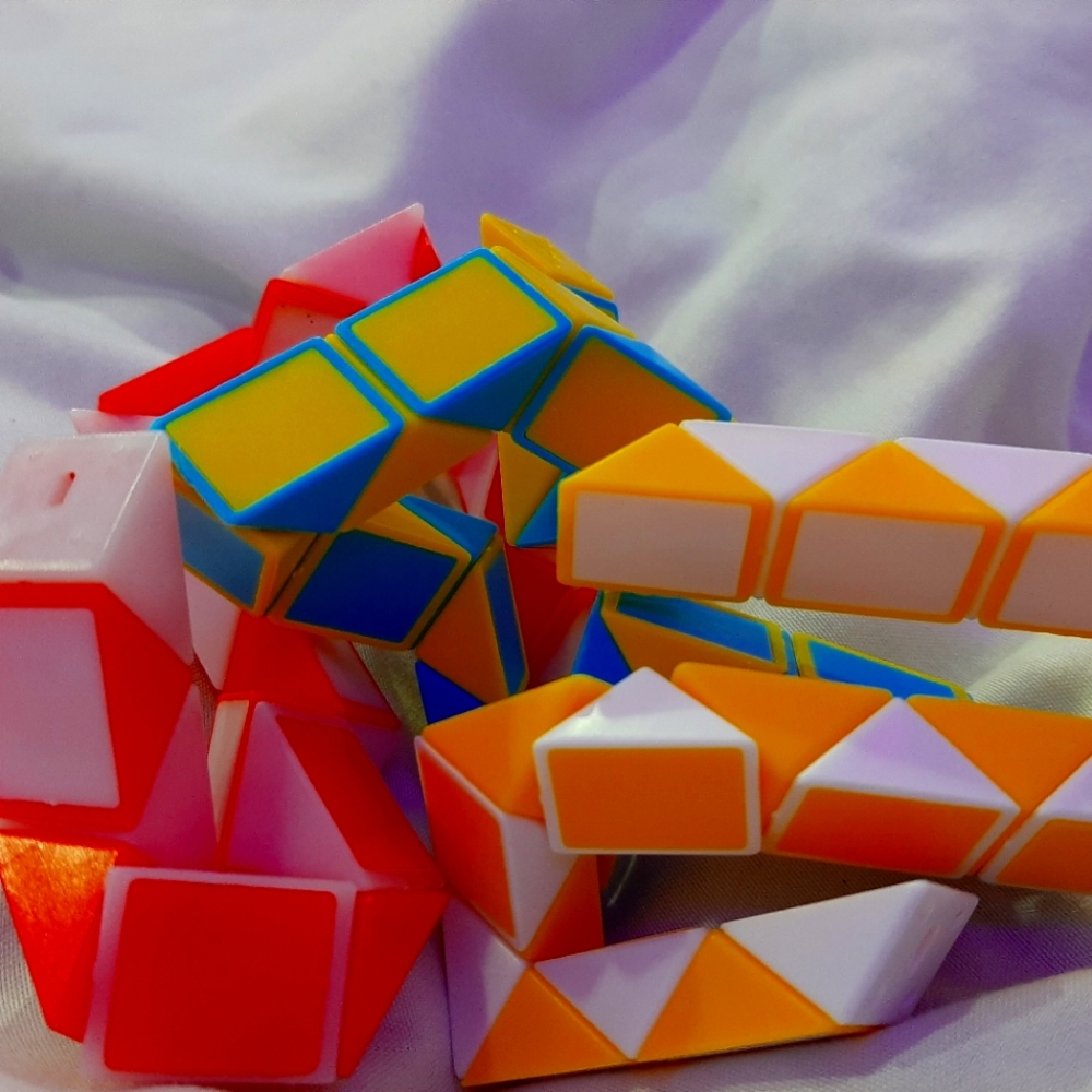 Snake pack (fidget toy)